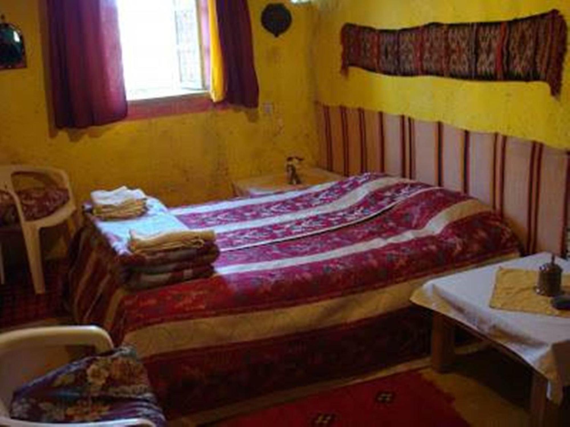 Auberge Chez Julia Merzouga Bagian luar foto