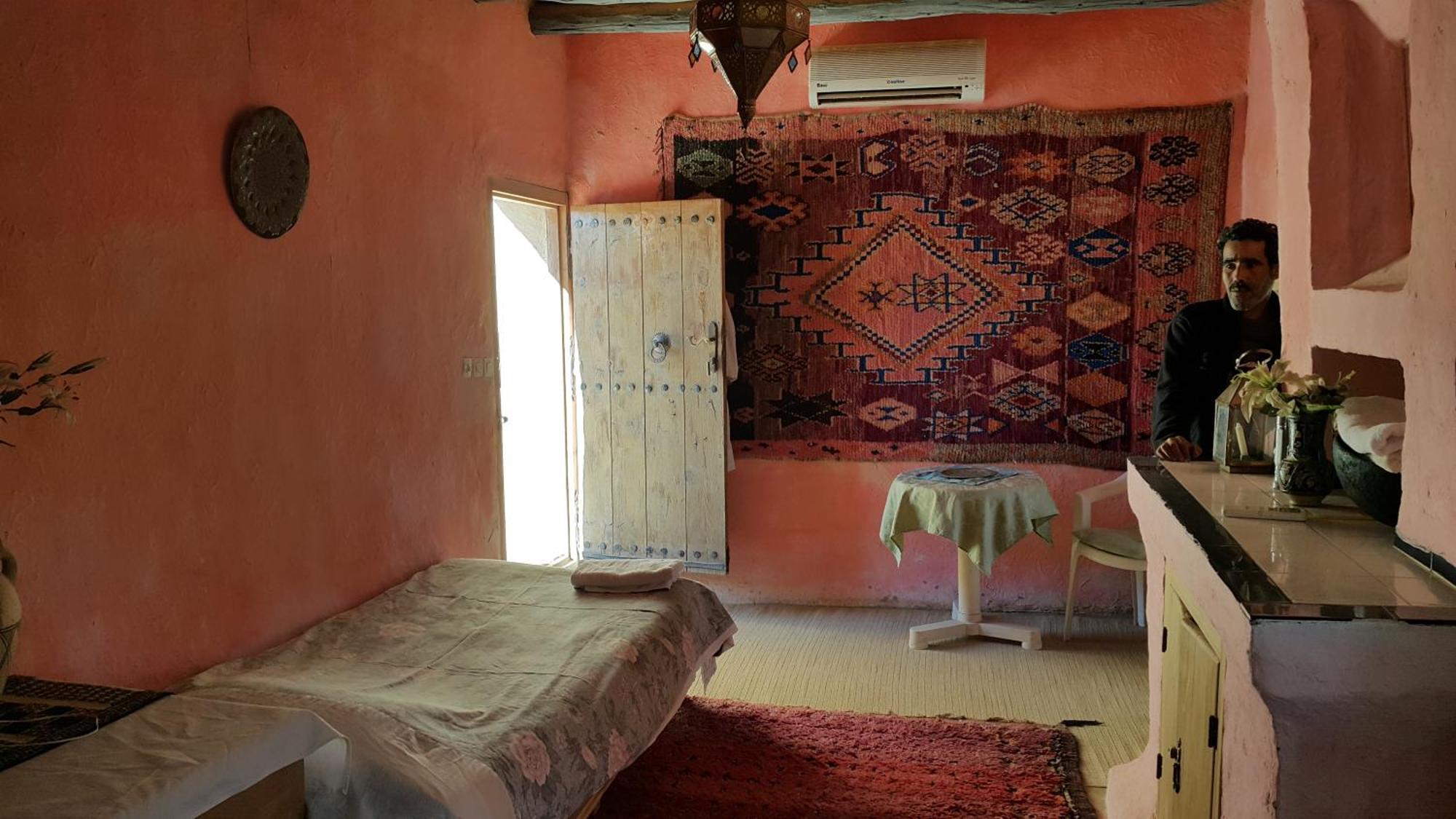 Auberge Chez Julia Merzouga Bagian luar foto