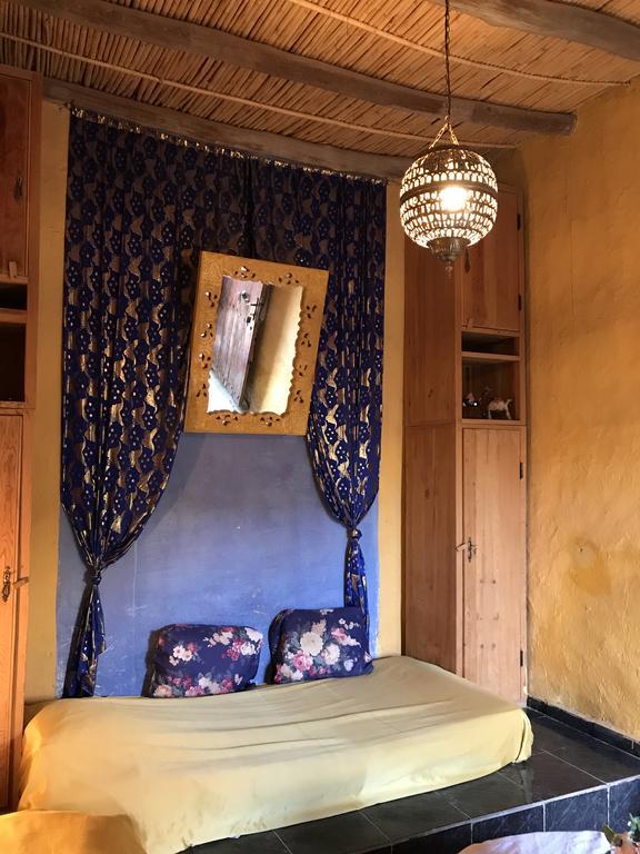 Auberge Chez Julia Merzouga Bagian luar foto