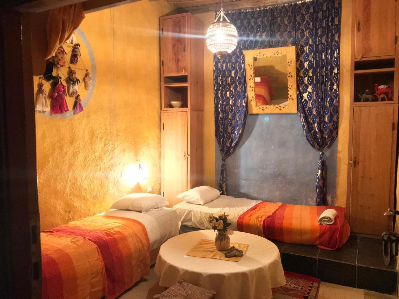 Auberge Chez Julia Merzouga Bagian luar foto
