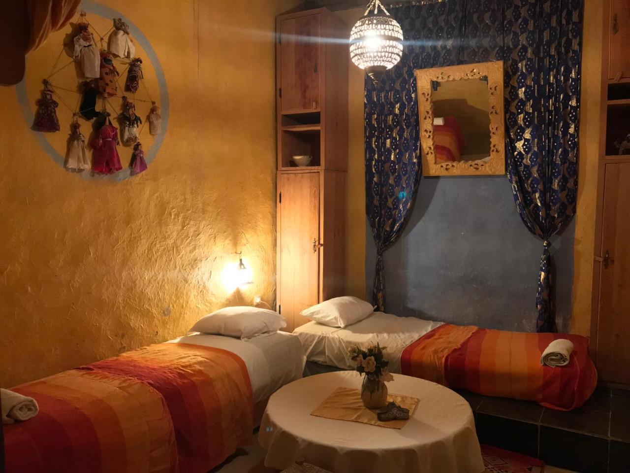 Auberge Chez Julia Merzouga Bagian luar foto
